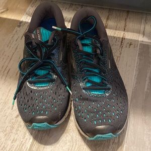 Brooks very comfortable!